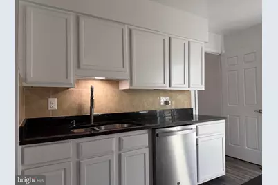 606 W Beech Road W, Sterling, VA 20164 - Photo 14