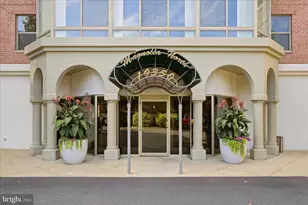 19350 Magnolia Grove Square, Leesburg, VA 20176 - Photo 2