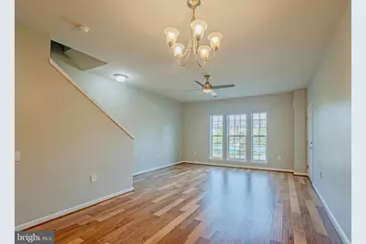 42677 Wardlaw Terrace, Ashburn, VA 20147 - Photo 4