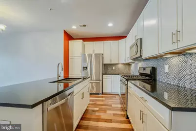 42677 Wardlaw Terrace, Ashburn, VA 20147 - Photo 10