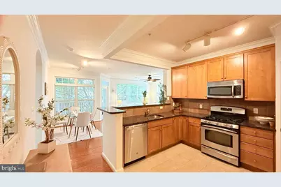 510 Sunset Terrace SE #206, Leesburg, VA 20175 - Photo 4