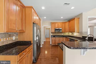 20724 Rock Harbor Cir, Ashburn, VA 20147 - Photo 14
