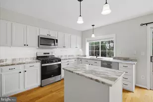 21028 Coach House Square, Ashburn, VA 20147 - Photo 10