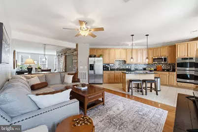 19201 Winmeade Drive, Leesburg, VA 20176 - Photo 16