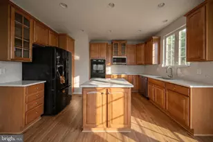 25421 Peaceful Terrace, Aldie, VA 20105 - Photo 10