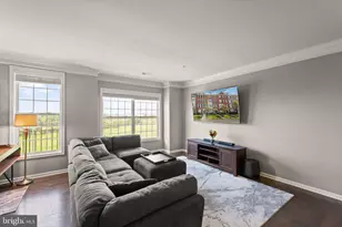 23520 Hopewell Manor Terrace, Ashburn, VA 20148 - Photo 10