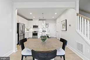 43805 Middleway Ter, Ashburn, VA 20147 - Photo 10