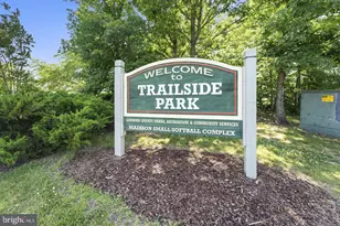 43805 Middleway Ter, Ashburn, VA 20147 - Photo 34