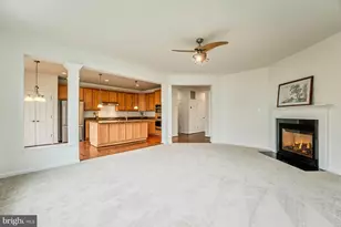 13544 Arcadian Dr, Leesburg, VA 20176 - Photo 12