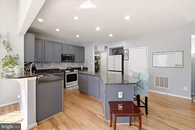42939 Tippman Place, Chantilly, VA 20152 - Photo 4