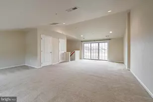 22635 Norwalk Square, Ashburn, VA 20148 - Photo 32
