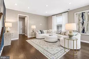 43498 Apple Orch Sq, Ashburn, VA 20148 - Photo 4