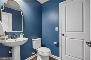 43498 Apple Orch Sq, Ashburn, VA 20148 - Photo 10