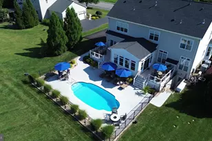 16553 Levade Dr, Leesburg, VA 20176 - Photo 4