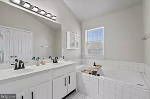 43693 Balmoral Terrace, Ashburn, VA 20147 - Photo 16