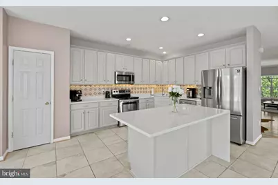 43693 Balmoral Terrace, Ashburn, VA 20147 - Photo 6