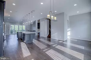 23098 Sullivans Cove Sq, Brambleton, VA 20148 - Photo 16