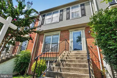 45547 Hutchens Square, Sterling, VA 20166 - Photo 2
