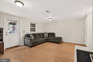 45547 Hutchens Square, Sterling, VA 20166 - Photo 44
