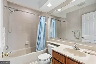45547 Hutchens Square, Sterling, VA 20166 - Photo 26