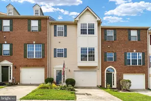 545 Sparkleberry Terrace NE, Leesburg, VA 20176 - Photo 2