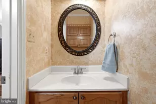 503 Radford Terrace NE, Leesburg, VA 20176 - Photo 12