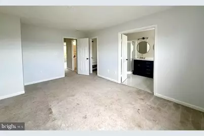 22907 Benson Terrace, Sterling, VA 20166 - Photo 16