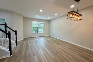 22907 Benson Terrace, Sterling, VA 20166 - Photo 8