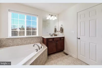 21523 Willow Breeze Square, Ashburn, VA 20147 - Photo 32