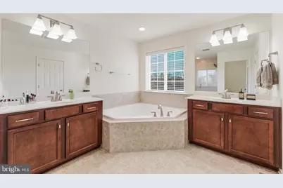 21523 Willow Breeze Square, Ashburn, VA 20147 - Photo 30