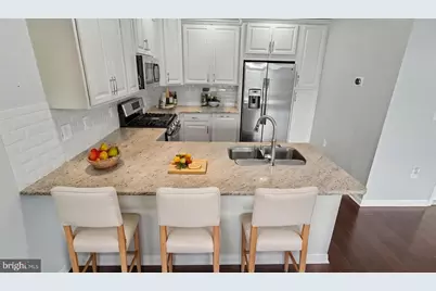 43031 Foxtrail Woods Terrace #106, Ashburn, VA 20148 - Photo 6