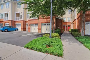 43031 Foxtrail Woods Terrace, Ashburn, VA 20148 - Photo 2