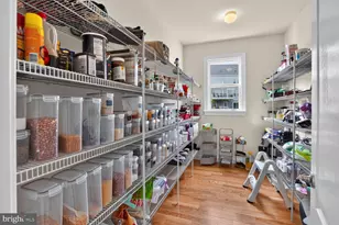 23631 Glenmallie Ct, Aldie, VA 20105 - Photo 12
