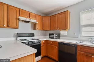 46049 Marble Terrace, Sterling, VA 20166 - Photo 22
