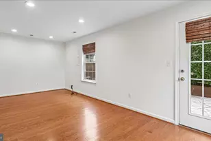 47761 Scotsborough Square, Sterling, VA 20165 - Photo 6