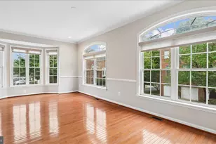 47761 Scotsborough Square, Sterling, VA 20165 - Photo 8