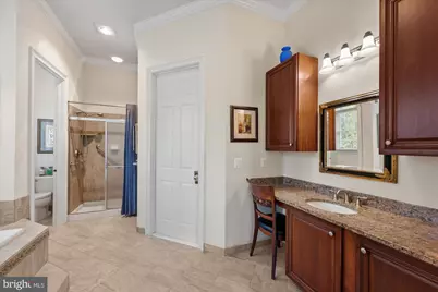 43126 Meadow Grove Drive, Ashburn, VA 20147 - Photo 36
