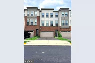 42422 Dogwood Glen Square, Sterling, VA 20166 - Photo 1