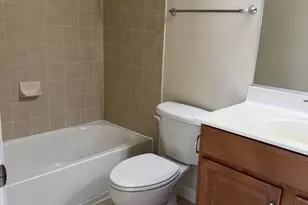 19378 Coppermine Sq, Leesburg, VA 20176 - Photo 16