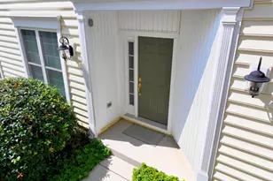 20663 Golden Ridge Dr, Ashburn, VA 20147 - Photo 2
