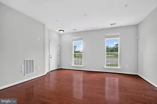 43845 Centergate Dr, Ashburn, VA 20148 - Photo 6