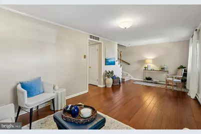 204 Shenandoah Street SE, Leesburg, VA 20175 - Photo 2