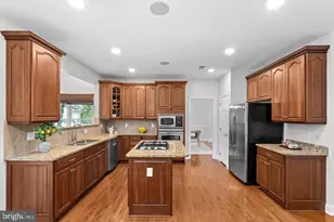 20230 Kentucky Oaks Ct, Ashburn, VA 20147 - Photo 18