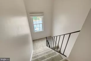 926 Sherwood Ct, Sterling, VA 20164 - Photo 24