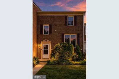 926 Sherwood Court, Sterling, VA 20164 - Photo 6