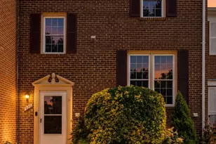 926 Sherwood Ct, Sterling, VA 20164 - Photo 6
