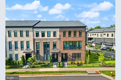 44611 Uptown Row Drive, Ashburn, VA 20147 - Photo 32