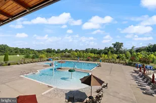 44611 Uptown Row Dr, Ashburn, VA 20147 - Photo 36