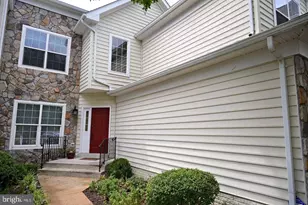 19871 Naples Lakes Terrace, Ashburn, VA 20147 - Photo 2