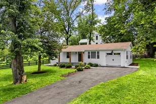 409 E Marshall Street E, Middleburg, VA 20117 - Photo 2